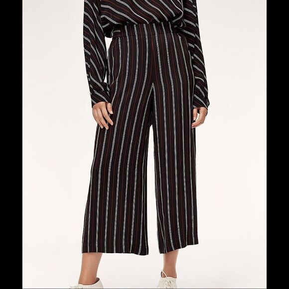 Aritzia Wilfred Faun wide leg crop pant - Picture 2 of 13